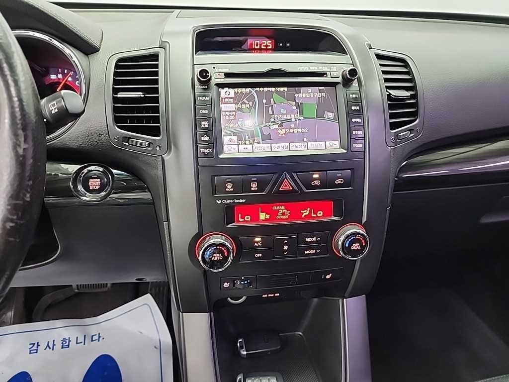 기아 쏘렌토 쏘렌토 R 디젤 4WD 2.2 TLX 최고급형 이미지 10