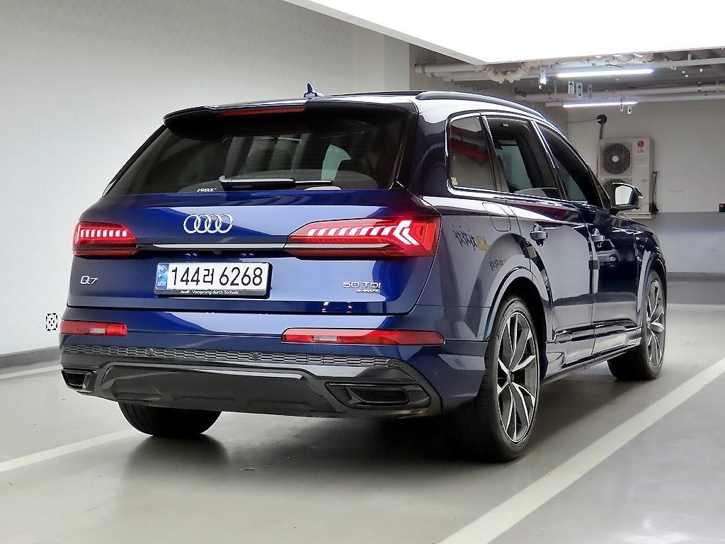 아우디 Q7 Q7 (4M) 50 TDI 콰트로 프리미엄 이미지 4