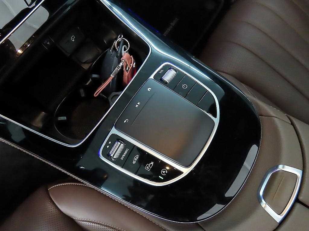 벤츠 E 클래스 E-클래스 W213 E450 4MATIC 익스클루시브 이미지 14
