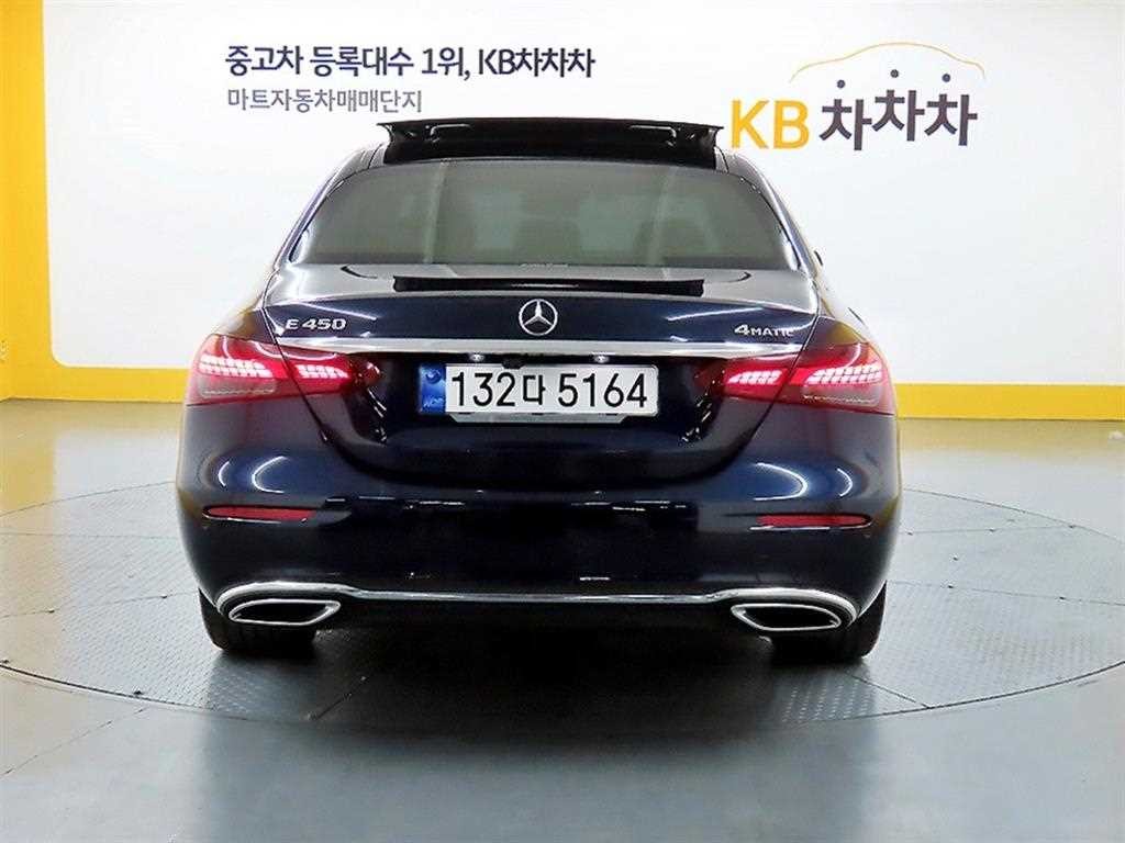 벤츠 E 클래스 E-클래스 W213 E450 4MATIC 익스클루시브 이미지 3