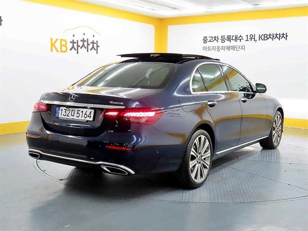 벤츠 E 클래스 E-클래스 W213 E450 4MATIC 익스클루시브 이미지 4