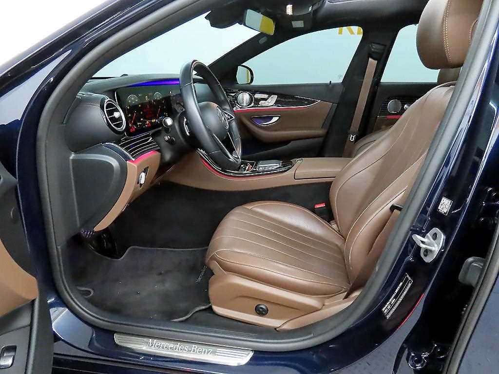 벤츠 E 클래스 E-클래스 W213 E450 4MATIC 익스클루시브 이미지 5