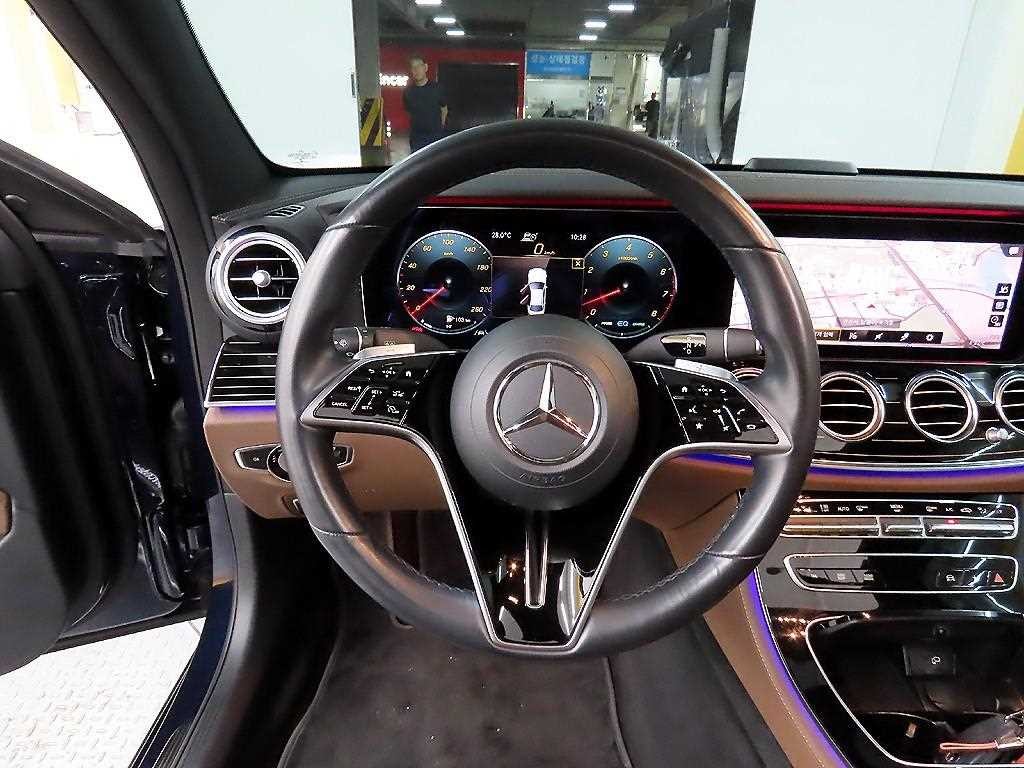 벤츠 E 클래스 E-클래스 W213 E450 4MATIC 익스클루시브 이미지 9