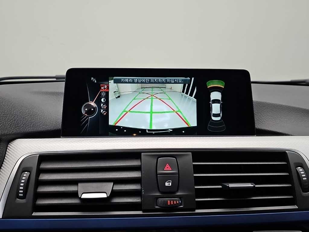 BMW 3시리즈 3시리즈 (F30) 328i M 스포츠 이미지 16