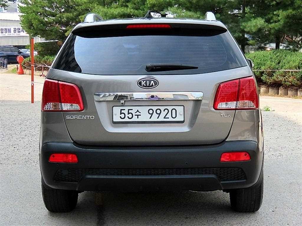 기아 쏘렌토 쏘렌토 R 디젤 2WD 2.0 TLX 고급형 이미지 4