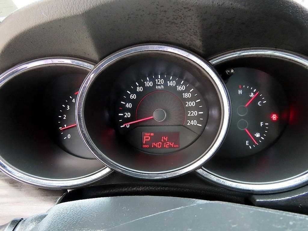 기아 쏘렌토 쏘렌토 R 디젤 2WD 2.0 TLX 고급형 이미지 9
