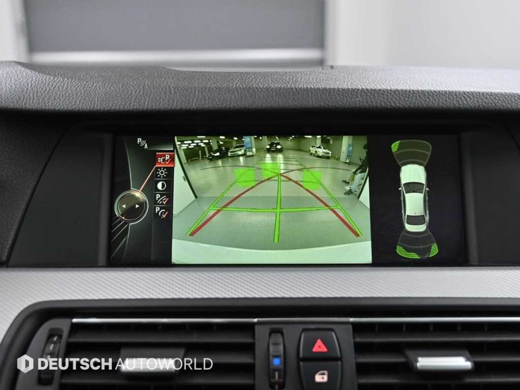 BMW 5시리즈 5시리즈 (F10) 520d M 스포츠 이미지 15