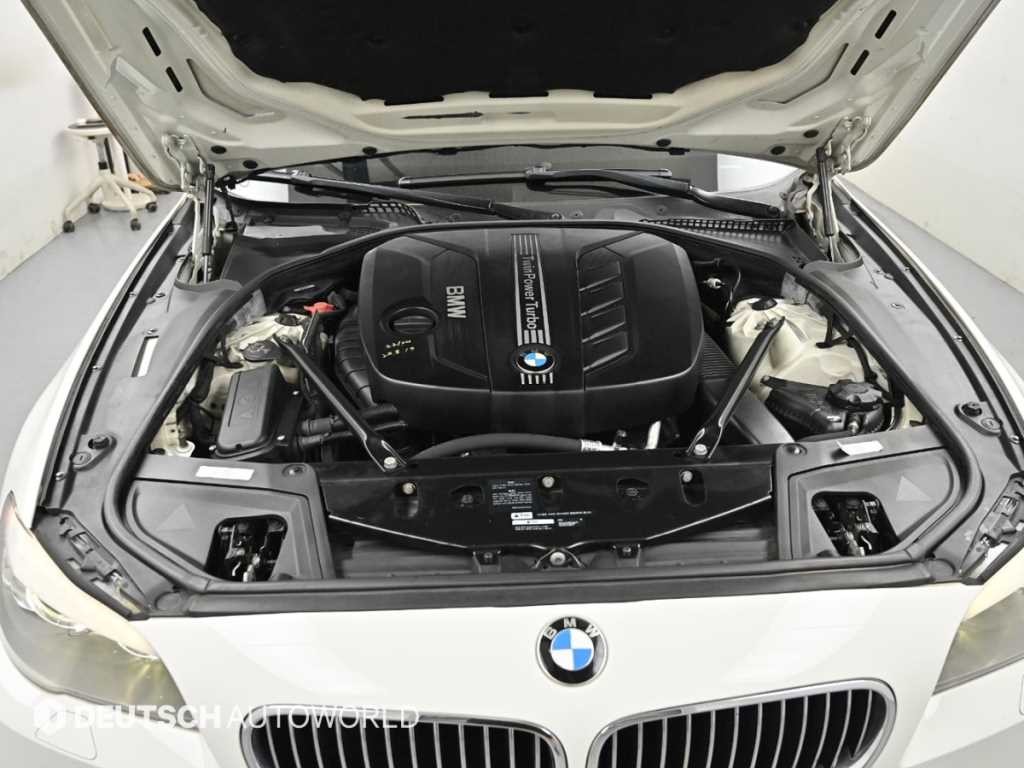 BMW 5시리즈 5시리즈 (F10) 520d M 스포츠 이미지 6