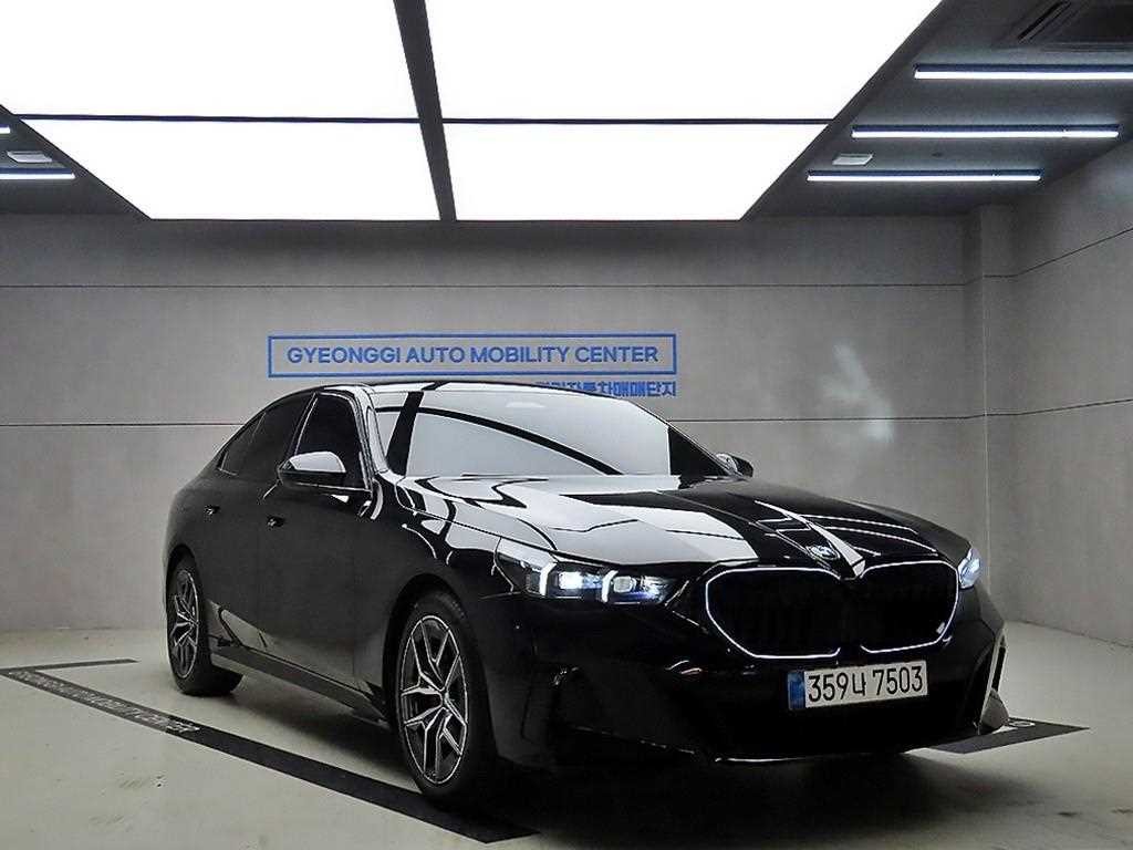 BMW 5시리즈 5시리즈 (G60) 520i 스페셜 에디션 이미지 1