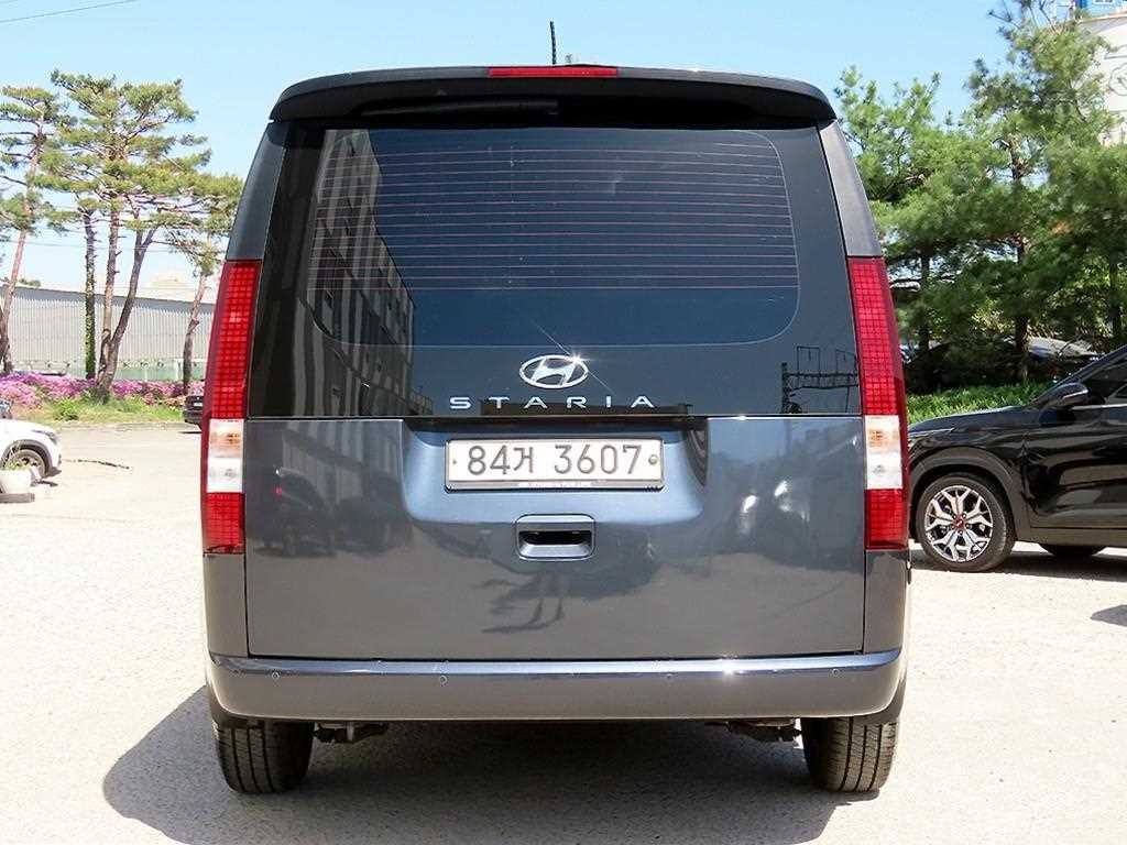 현대 스타리아 2WD 디젤 카고 모던 3인승 이미지 4