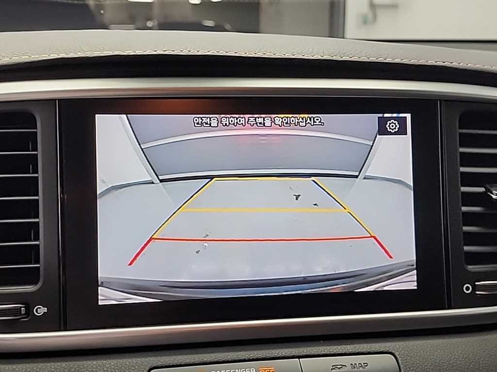 기아 스포티지 스포티지 더 볼드 2.0 디젤 2WD 프레스티지 이미지 15