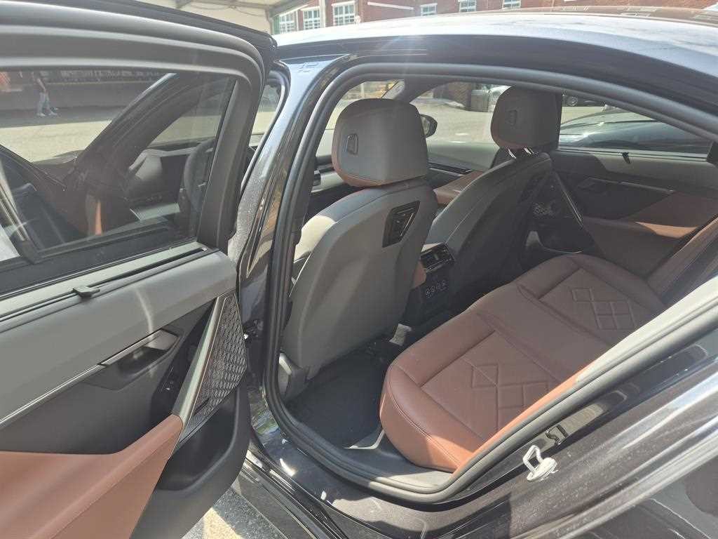 BMW 5시리즈 5시리즈 (G60) 530i xDrive M 스포츠 프로 스페셜 에디션 이미지 20