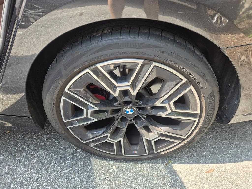 BMW 5시리즈 5시리즈 (G60) 530i xDrive M 스포츠 프로 스페셜 에디션 이미지 5