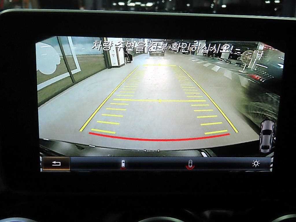 벤츠 C 클래스 C클래스 W205 C200 아방가르드 이미지 15