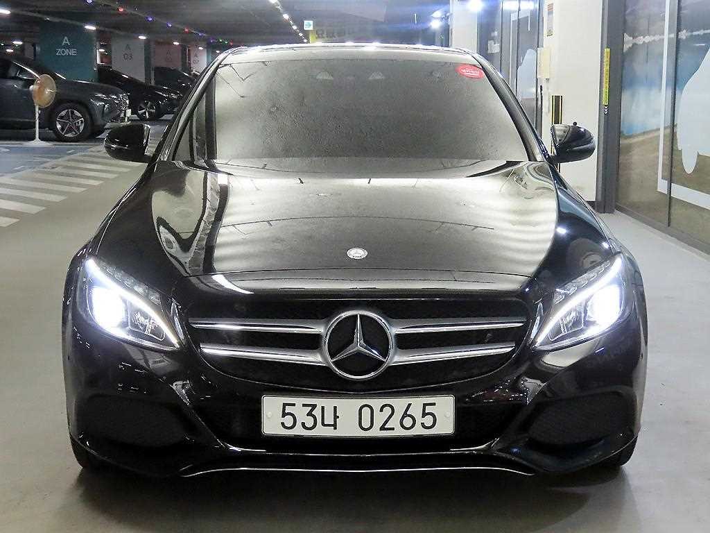 벤츠 C 클래스 C클래스 W205 C200 아방가르드 이미지 2