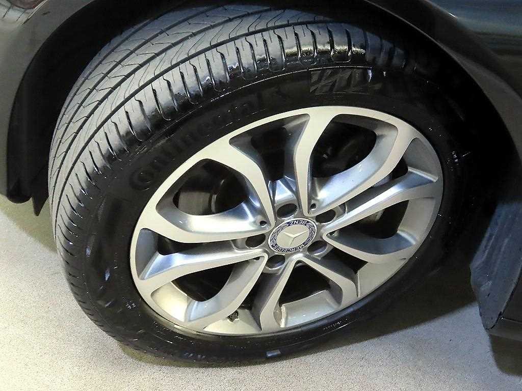 벤츠 C 클래스 C클래스 W205 C200 아방가르드 이미지 20