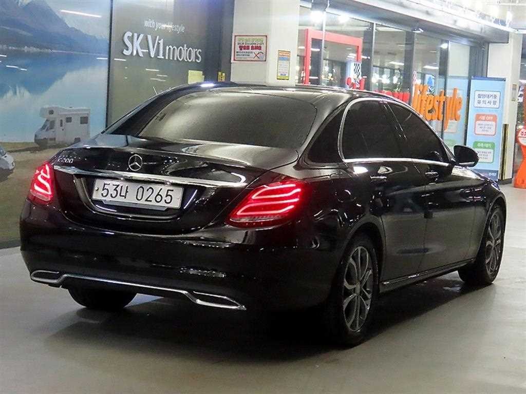 벤츠 C 클래스 C클래스 W205 C200 아방가르드 이미지 4