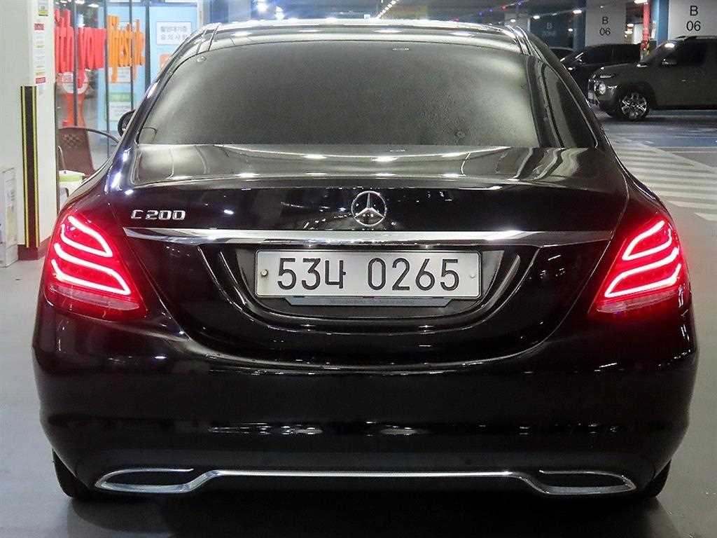 벤츠 C 클래스 C클래스 W205 C200 아방가르드 이미지 5