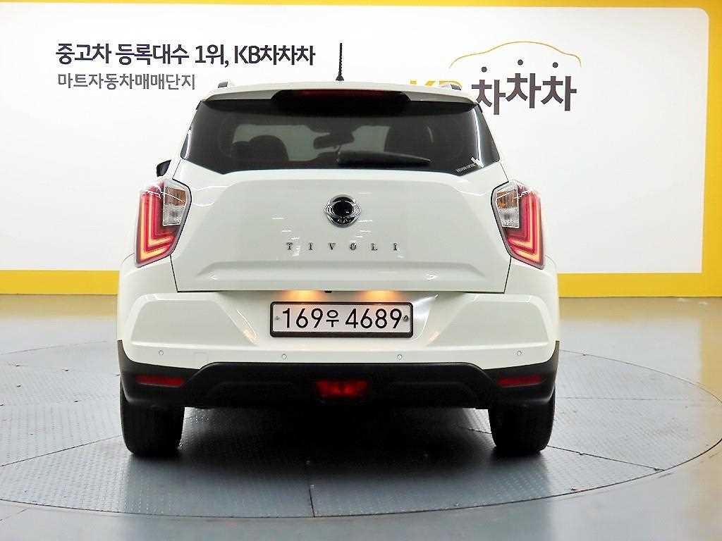 KG모빌리티(쌍용) 티볼리 베리 뉴 티볼리 2WD 가솔린 1.5 V5 이미지 3