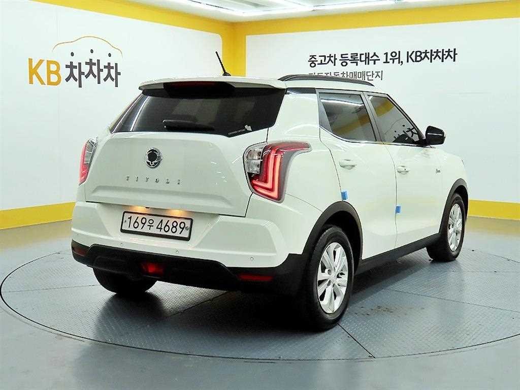 KG모빌리티(쌍용) 티볼리 베리 뉴 티볼리 2WD 가솔린 1.5 V5 이미지 4