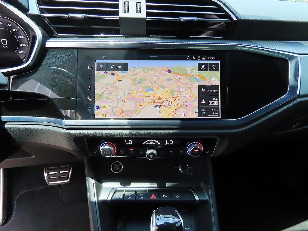 아우디 Q3 Q3 (F3) 35 TDI 스포트백 콰트로 프리미엄 이미지 14