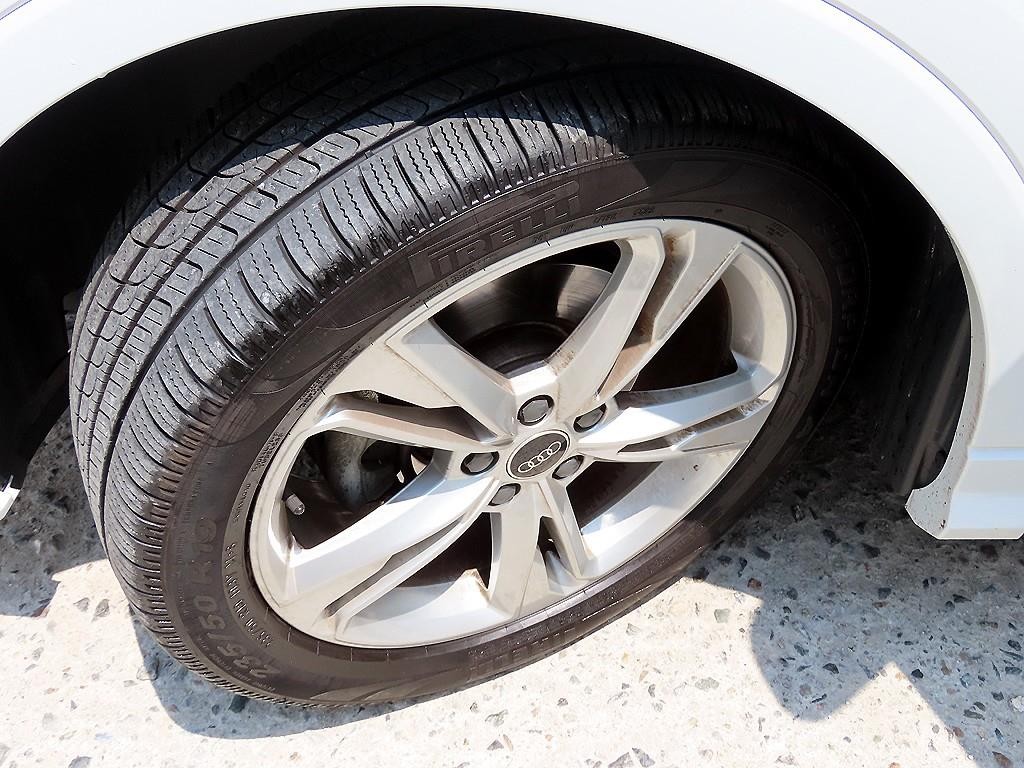 아우디 Q3 Q3 (F3) 35 TDI 스포트백 콰트로 프리미엄 이미지 20