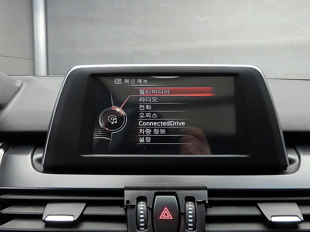 BMW 2시리즈 2시리즈 액티브 투어러 (F45) 조이 이미지 14