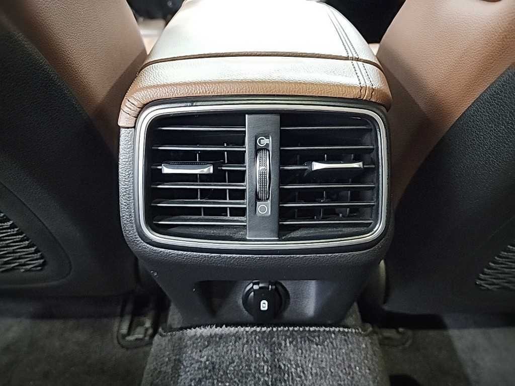 제네시스 G70 2.0T 이미지 13