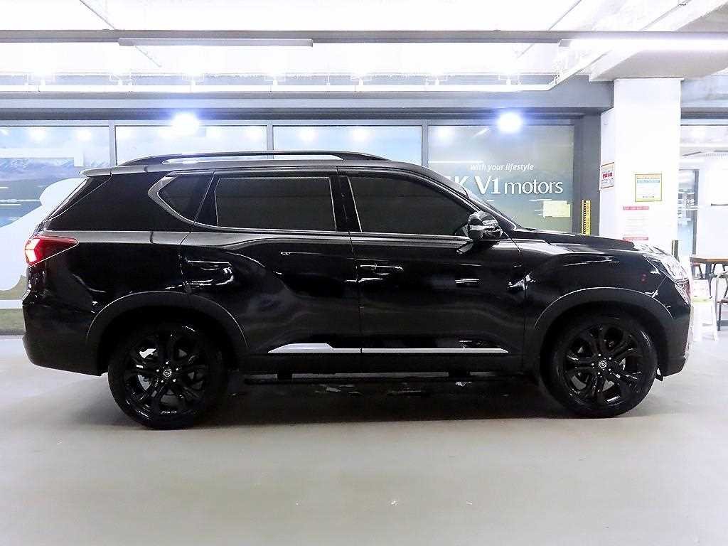 KG모빌리티(쌍용) 렉스턴 올 뉴 렉스턴 (Y450) 디젤 2.2 4WD 더 블랙 이미지 3