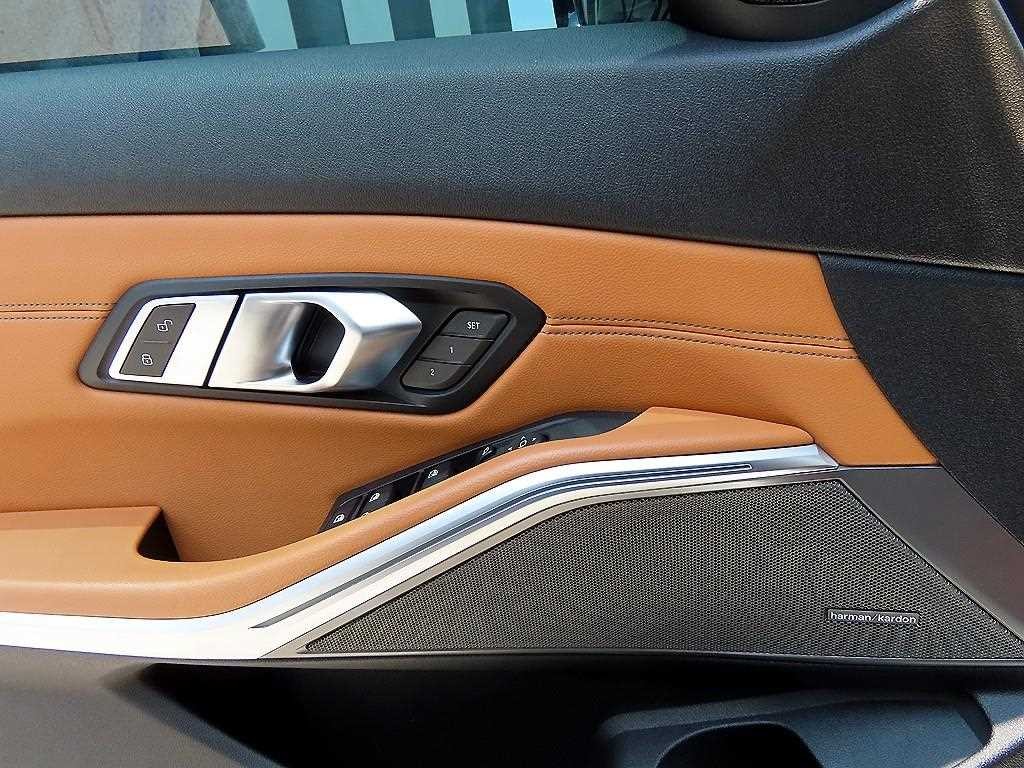 BMW 3시리즈 3시리즈 (G20) 330i xDrive M 스포츠 이미지 13