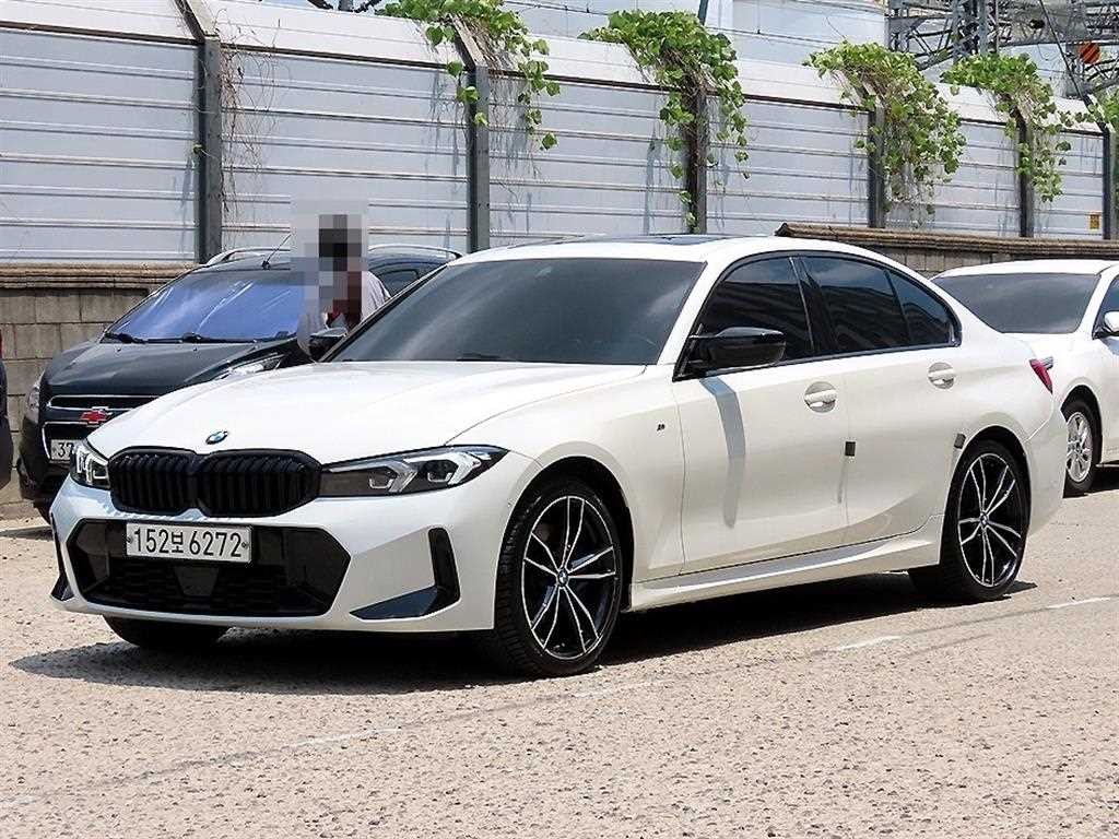 BMW 3시리즈 3시리즈 (G20) 330i xDrive M 스포츠 이미지 3