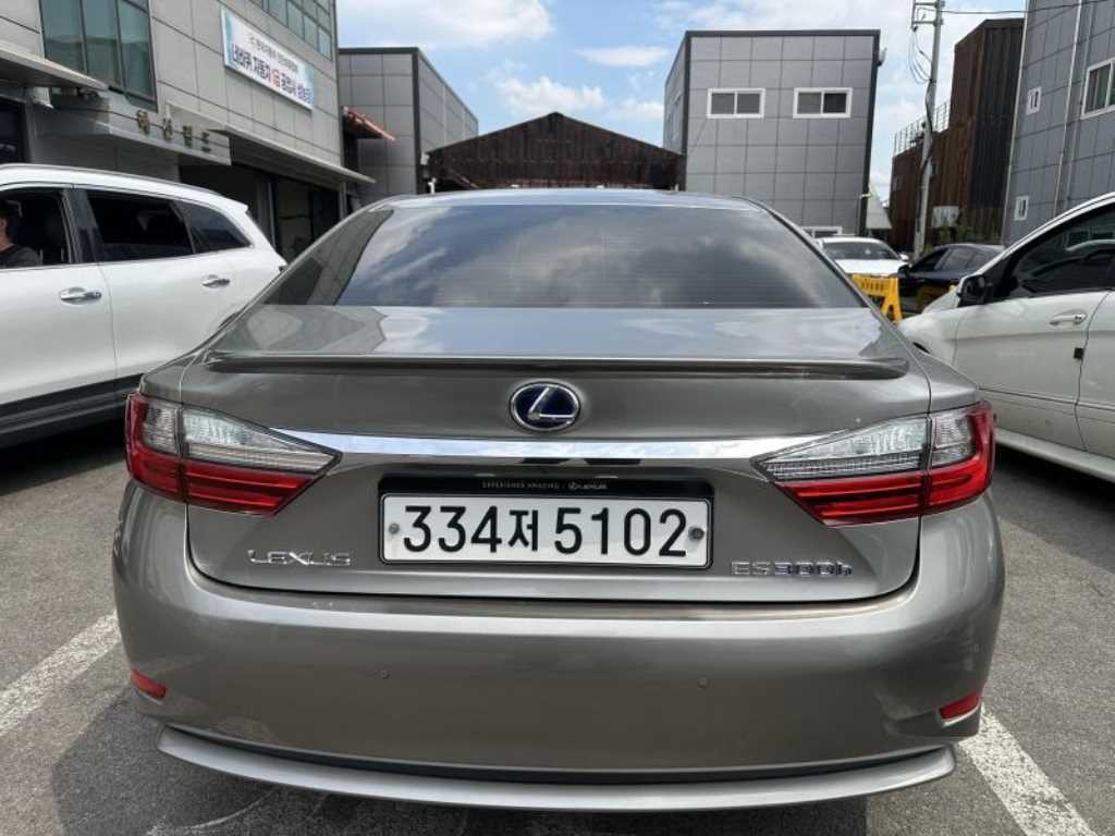 렉서스 ES 뉴ES300h 이그제큐티브 이미지 11