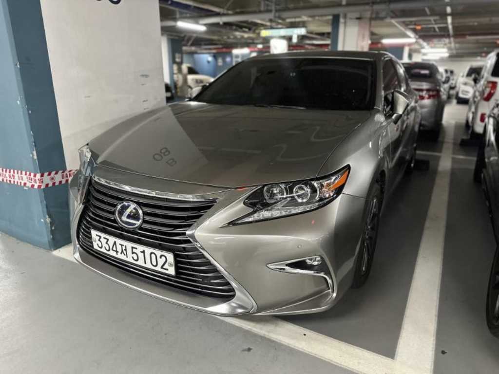 렉서스 ES 뉴ES300h 이그제큐티브 이미지 2