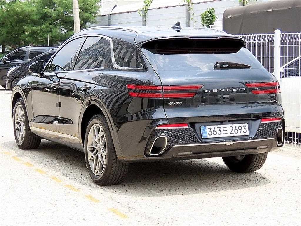 제네시스 GV70 2.5T 가솔린 2WD 기본형 이미지 3