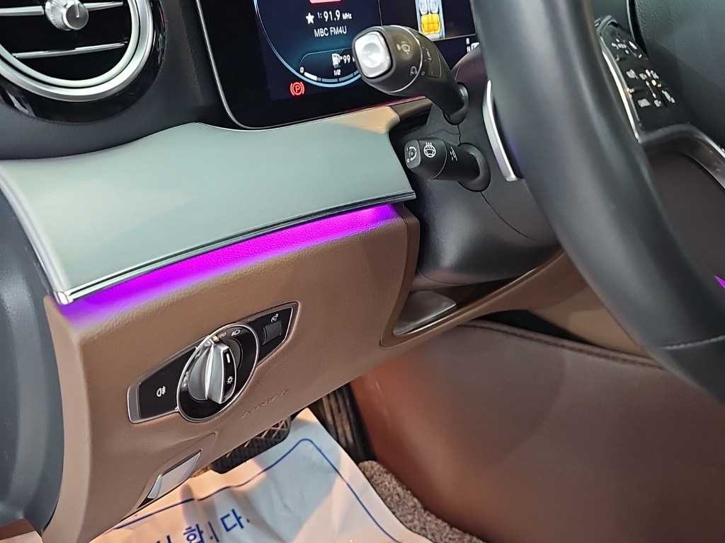 벤츠 E 클래스 E-클래스 W213 E250 아방가르드 이미지 18