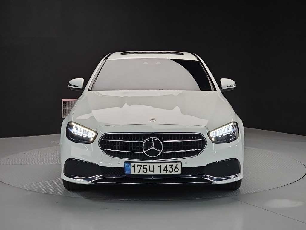 벤츠 E 클래스 E-클래스 W213 E250 아방가르드 이미지 2