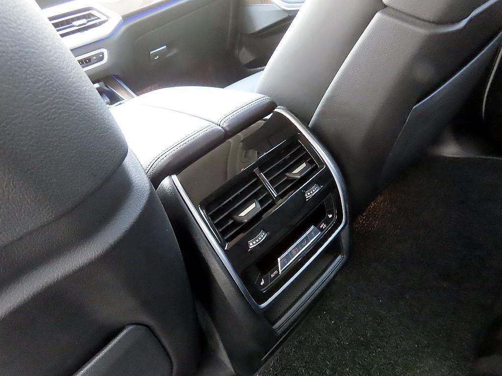 BMW X5 X5 (G05) xDrive 40i xLine 이미지 15