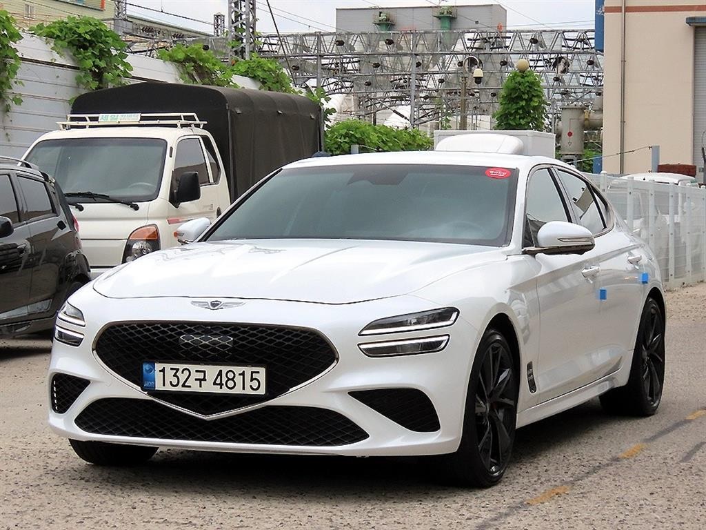 제네시스 G70 더 뉴 G70 가솔린 2.0T 4WD 스포츠 패키지 이미지 2