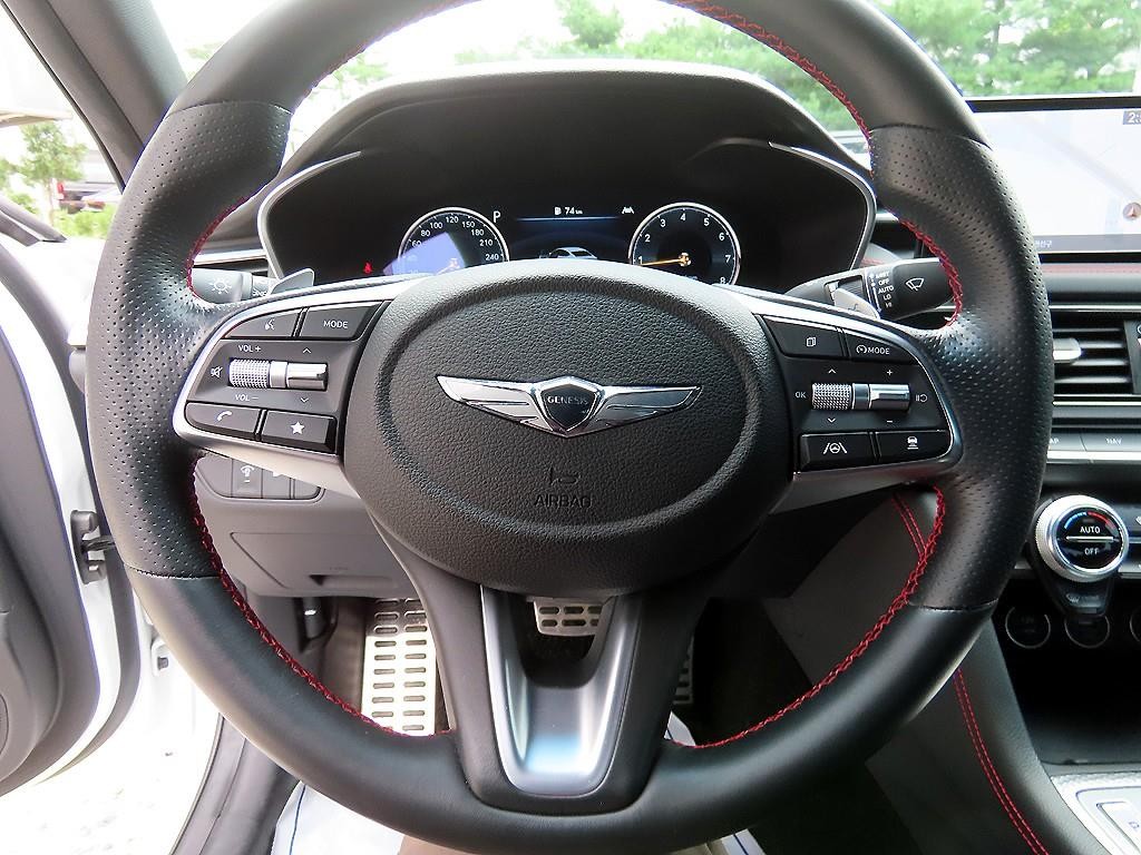 제네시스 G70 더 뉴 G70 가솔린 2.0T 4WD 스포츠 패키지 이미지 8