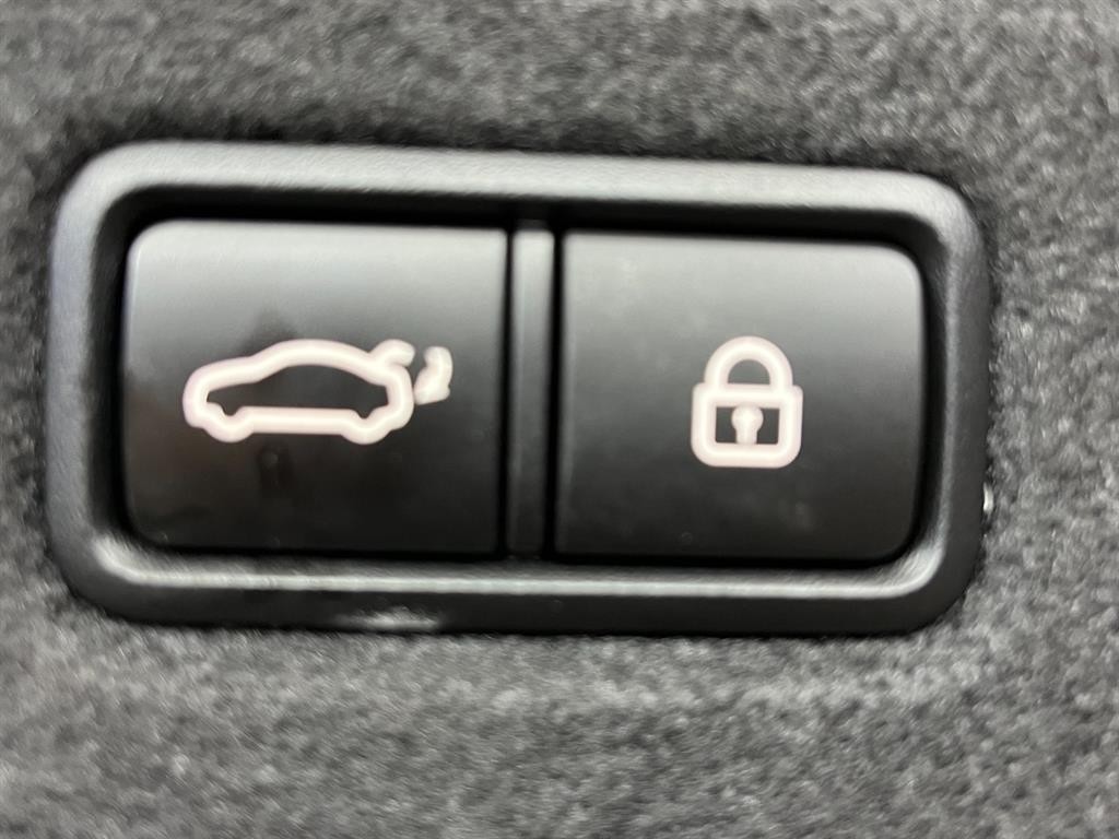 제네시스 G70 3.3T 스포츠 AWD 프레스티지 이미지 6
