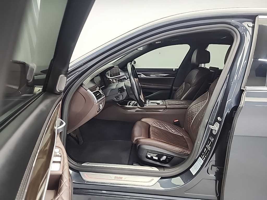 BMW 7시리즈 7시리즈 (G11) 740Li xDrive M SPORT 스포츠 이미지 11