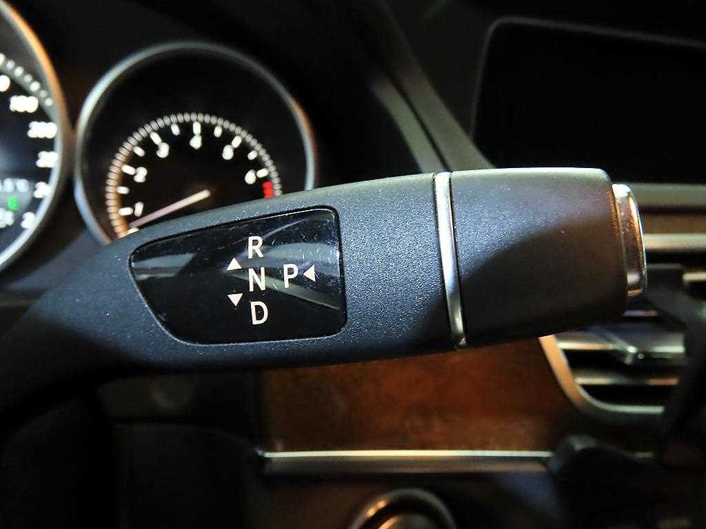 벤츠 E 클래스 E-클래스 W212 E300 엘레강스 이미지 12