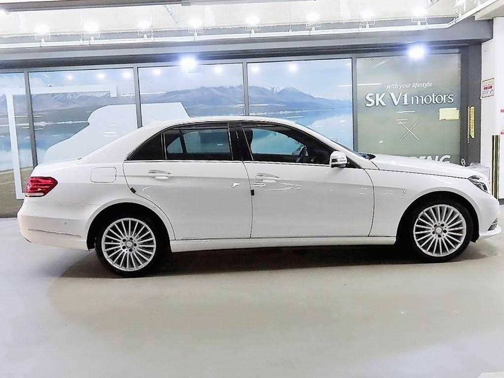 벤츠 E 클래스 E-클래스 W212 E300 엘레강스 이미지 3