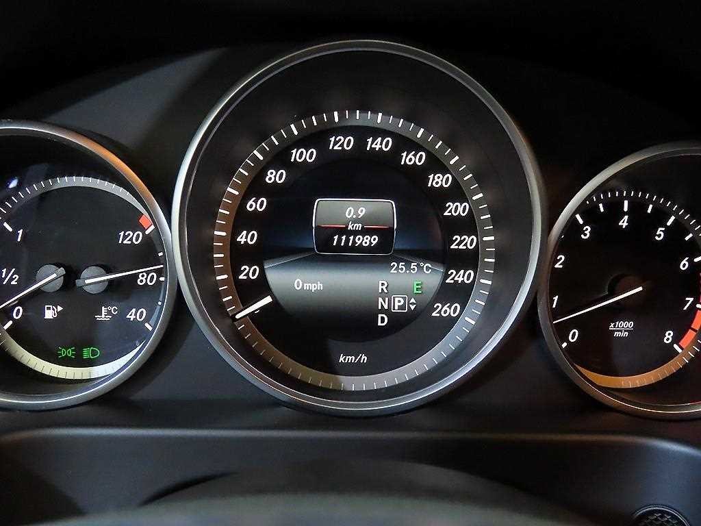 벤츠 E 클래스 E-클래스 W212 E300 엘레강스 이미지 9