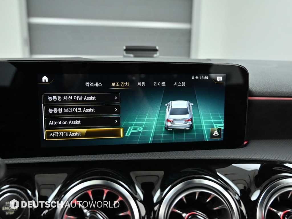 벤츠 A 클래스 A클래스 W177 A250 4MATIC 세단 이미지 16