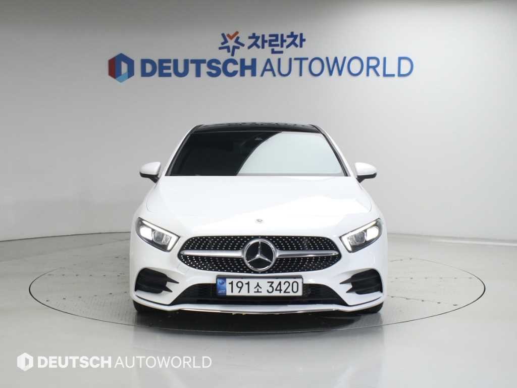 벤츠 A 클래스 A클래스 W177 A250 4MATIC 세단 이미지 3