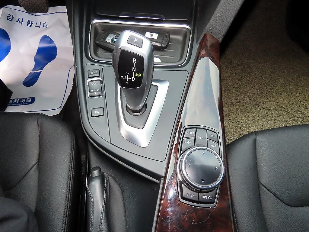BMW 그란투리스모 3시리즈 GT (F34) GT 320D xDrive 이미지 11