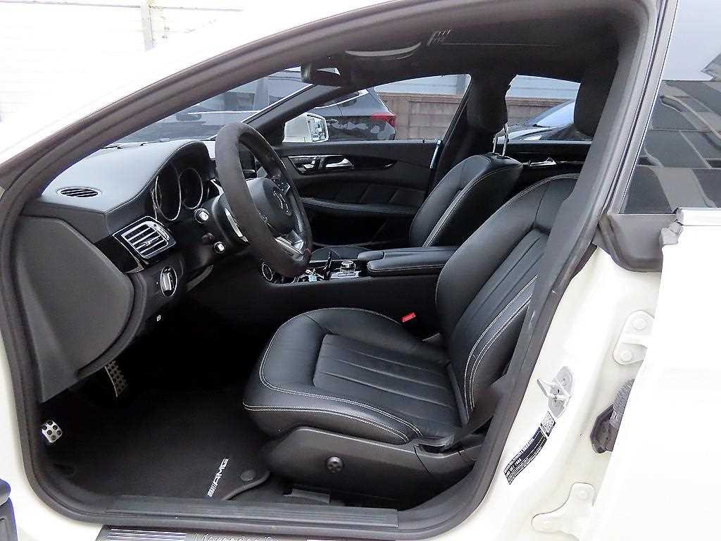 벤츠 CLS 클래스 CLS클래스 W218 CLS 250 d 4MATIC AMG Line 이미지 5
