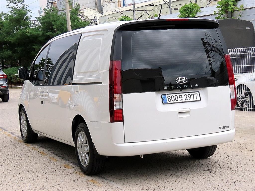 현대 스타리아 LPG 카고 모던 5인승 이미지 3