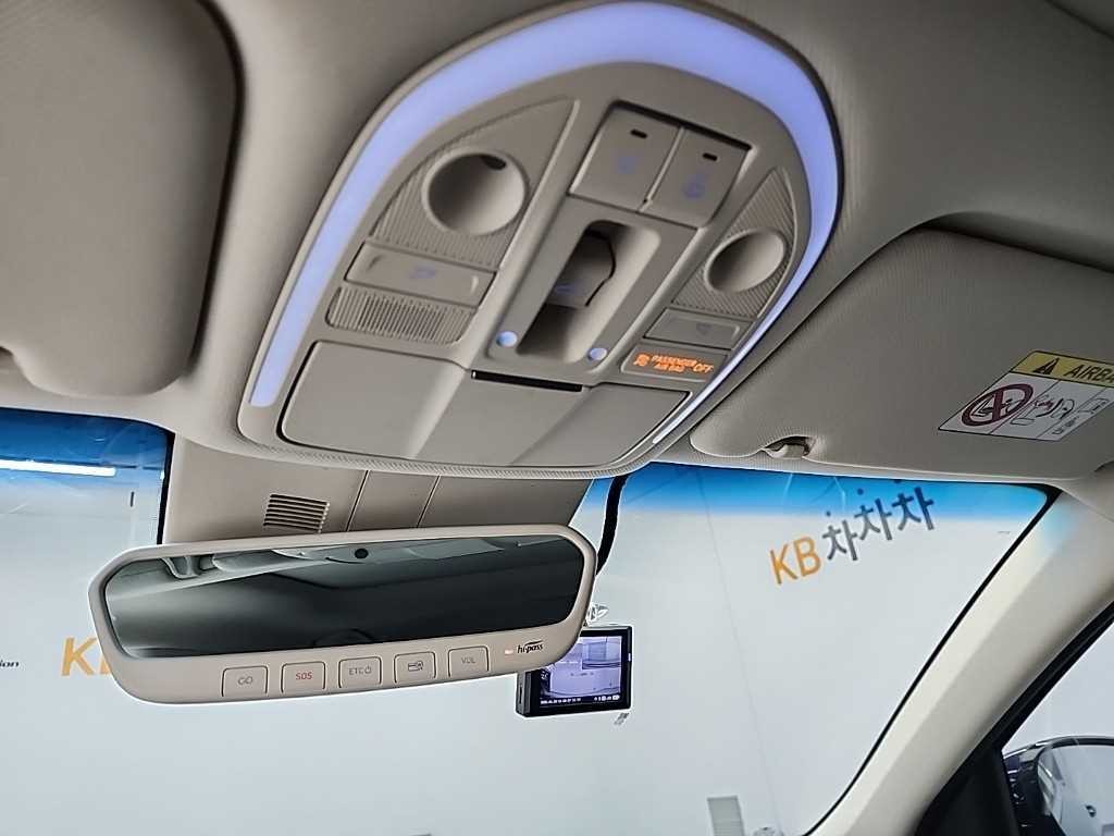 제네시스 G70 더 뉴 G70 가솔린 2.0T 2WD 이미지 18